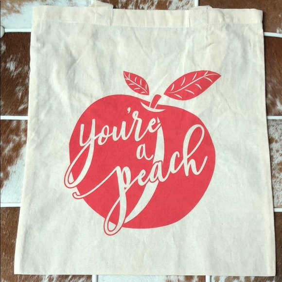 Handbags - You’re a peach cute reusable tote bag nwt 15 x 14